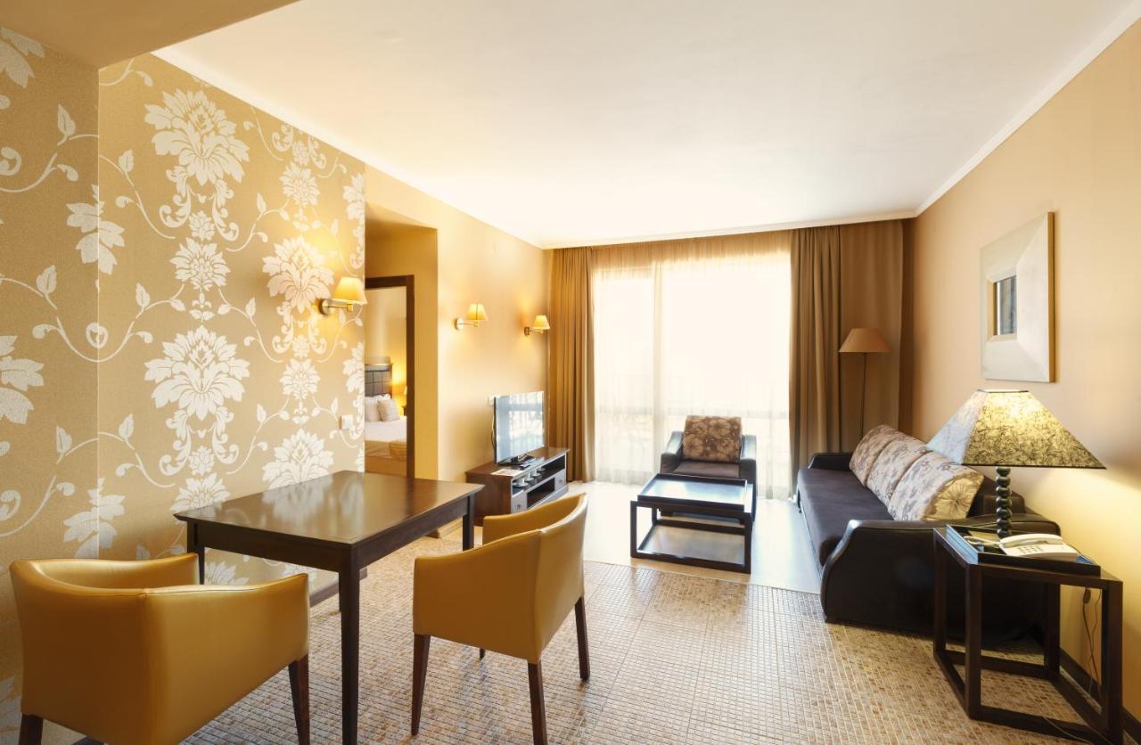 סאני ביץ' Royal Beach Apartment Barcello B מראה חיצוני תמונה
