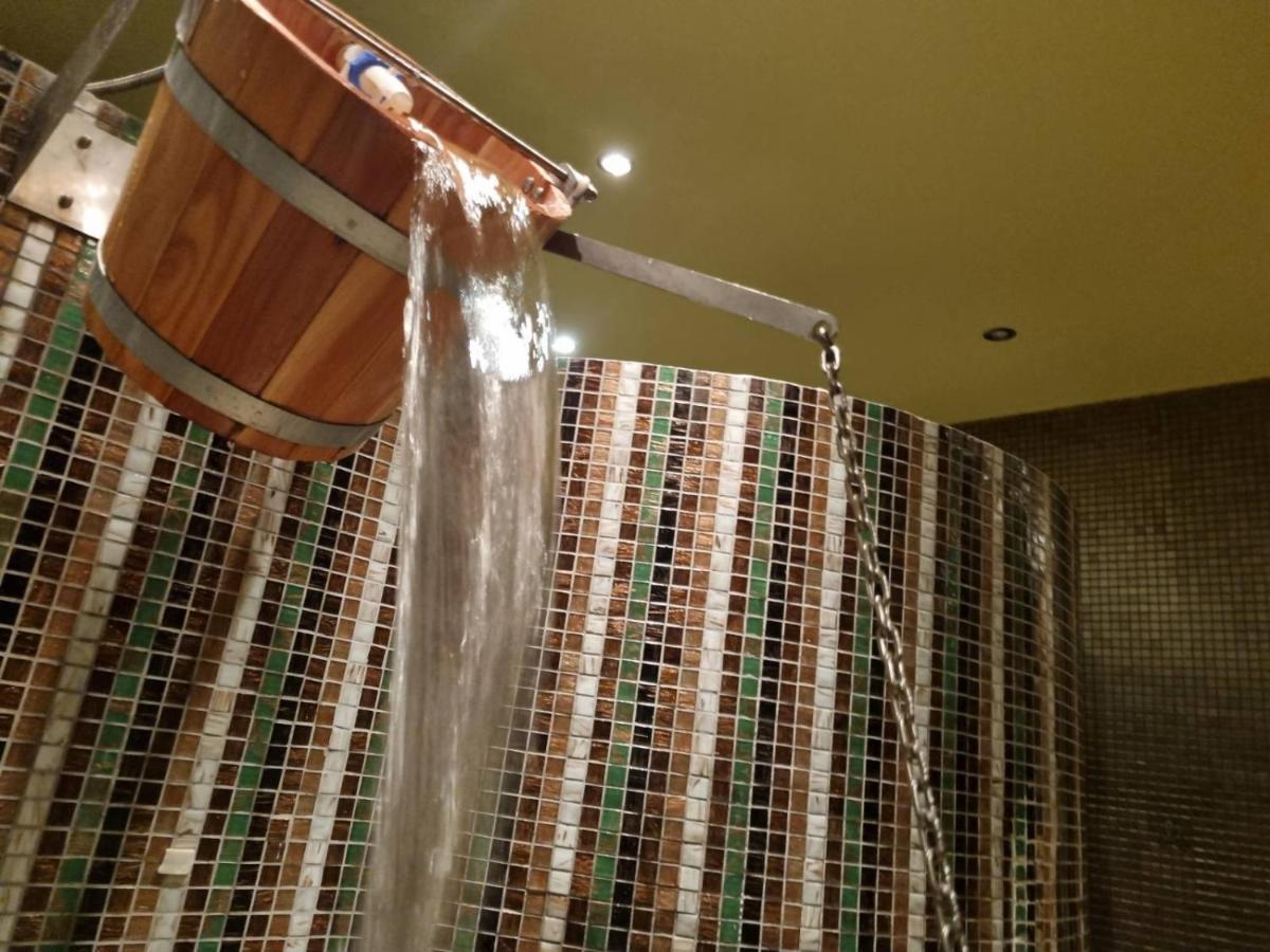 סאני ביץ' Royal Beach Apartment Barcello B מראה חיצוני תמונה